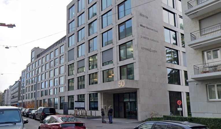 SAD švicarskoj banci prijeti blokadom zbog navodnih veza s Iranom i Rusijom